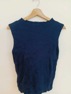 Sleeveless Black Knit Top