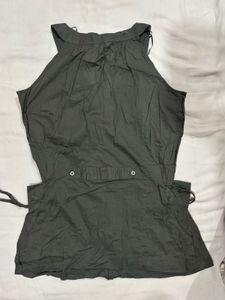 Sleeveless Embellished Zip-Up Tunic