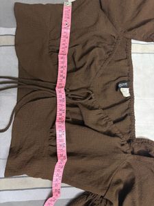 H&amp;M Brown Tie-Front Crop Top