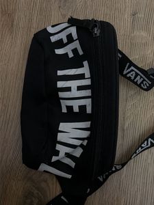 Vans Off The Wall Crossbody Bag