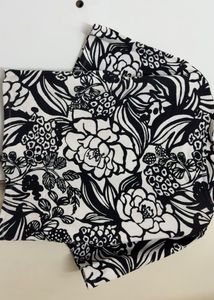 Bold Floral Print Black &amp; White Top