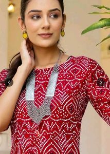 Stylish Redish maroon Bandhani Kurta Set