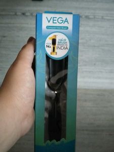 Vega Compact Hair Brush