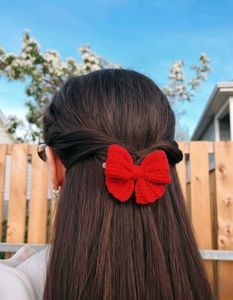 Cute Crochet Bow Hair Clip pack of 1