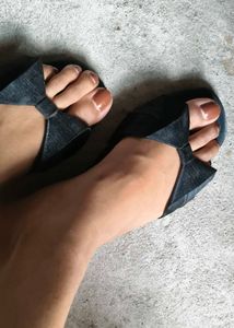 Black Bow Slide Sandals