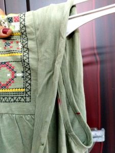 Boho Embroidered Green V-Neck Tunic Top🎽🥰✨