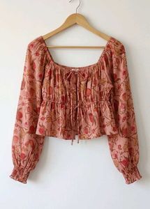 Pink floral tie-up top 🛍️💐