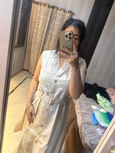 Sleeveless Button-Up Midi Dress with Belt🩷