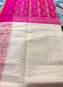 Elegant Pink & White Dhakai Jamdani