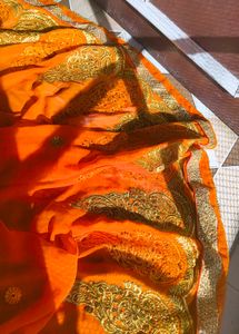 Elegant Saree with Gold Border 🧡 🪙