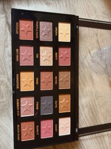 Insight Cosmetics 15 Color Eyeshadow Palette