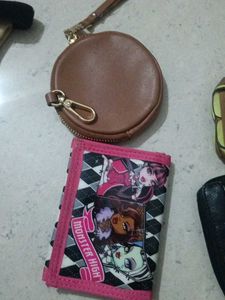 Assorted Women's Wallets( one piece 400)