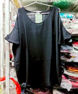 Chic Black Cold Shoulder Top