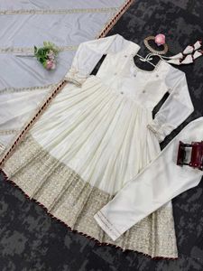 women kurta set