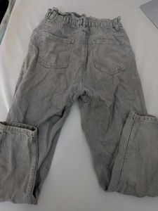 Stylish Grey Wide-Leg Denim Jeans