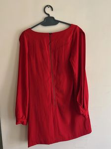 Chic Red Long Sleeve Dress