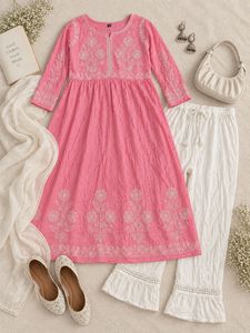 🌸Pink Embroidered Kurti Set🌸