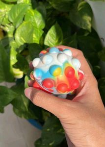 Pop it ball