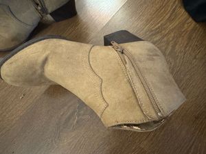 Uk 3 Brown Boots