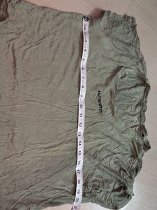 Cute Olive Green Off-Shoulder Tee