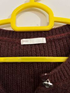 Chic Maroon Button-Up Knit Cardigan
