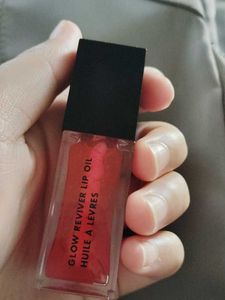 E.l.f. Lip Gloss sealed fresh new