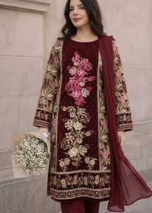 Pakistani style kurta set with dupatta