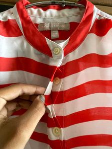 💖 Striped Sleeveless Collared Top 💖