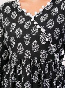 Stylish Black &amp; White Printed Kurta Set