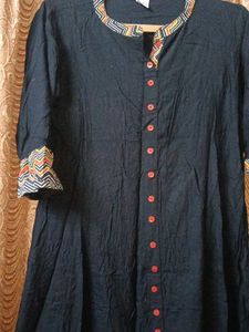 Elegant Black Kurta with Geometric Print