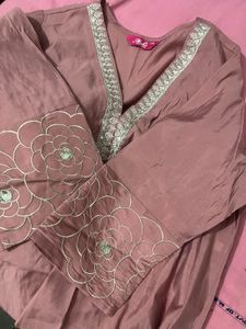 Beautiful Pink Embroidered Kurta