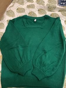 Winterter top From Iscenery (Price dropped)