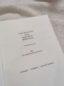 Data Structures &amp; Algorithms Book
