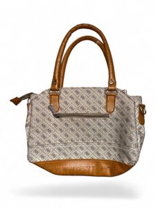 Chic Al Jazeera Shoulder Bag