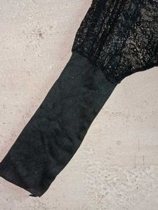 Sheer Lace Top Cropped Black 🖤
