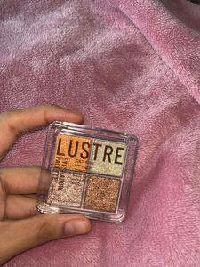 Swiss Beauty Glitter Eyeshadow Palette