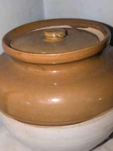 Vintage Ceramic Jars (Set of 2)