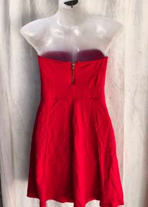 Chic Red Strapless Mini Dress