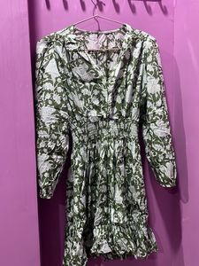 Green Floral Print Ethnic Gown