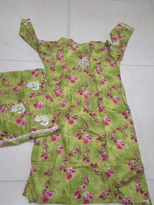 Green Floral Kurta Set with Dupatta