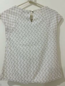 Stylish Women's Off-White Textured Top