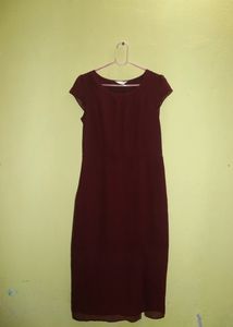 Knee Slit Bodycon Dress