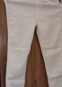White Slim Fit Denim Jeggings (Size 9-10)