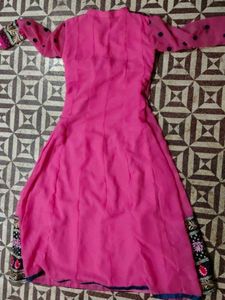 Vibrant Pink Embroidered Kurta