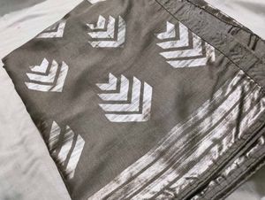 Grey Saree With Blouse