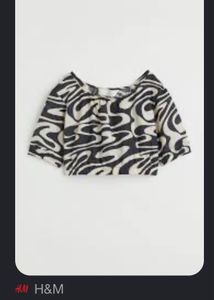 H&M Stylish Swirl Print Cropped Top