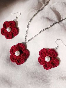 Handmade Crochet Flower Necklace &amp; Earring Set