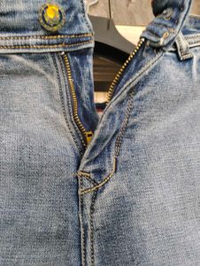 Stylish Light Wash Denim Jeans