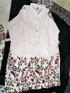 Elegant Ivory Kurta &amp; Palazzo Set- Vibrant Floral