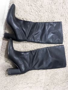 MANGO Black Knee-High Block Heel Boots